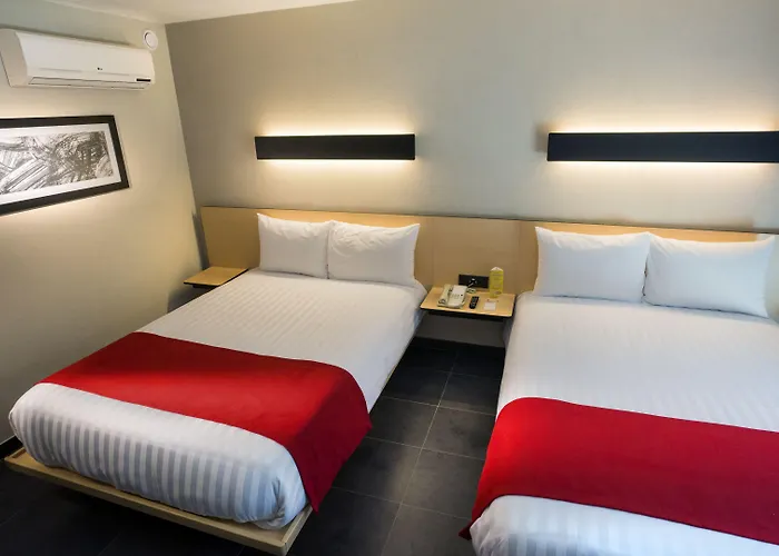 Hotel Express By Marriott Cabo San Lucas