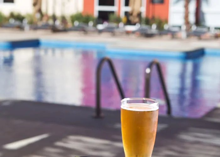 Hotel Express By Marriott Cabo San Lucas